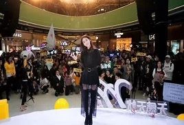 幸好有你—自由點(diǎn)攜張碧晨燃爆成都 安保助力見面會(huì)無憂無慮