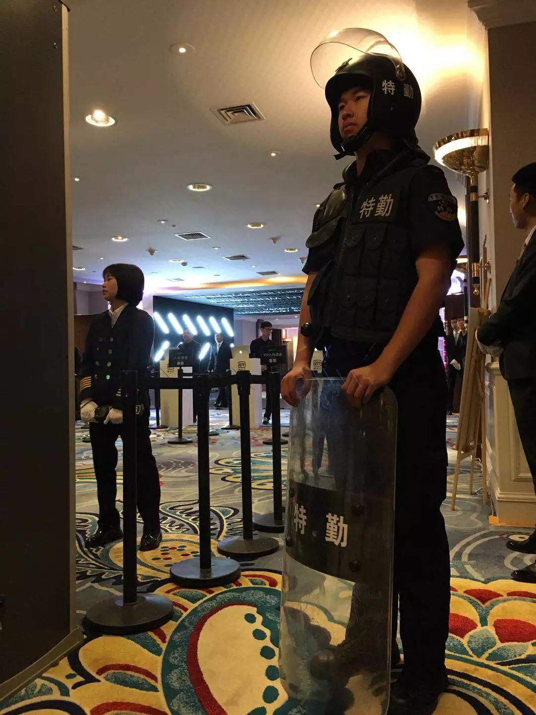 5b0ba522a5828.jpg 4.jpg