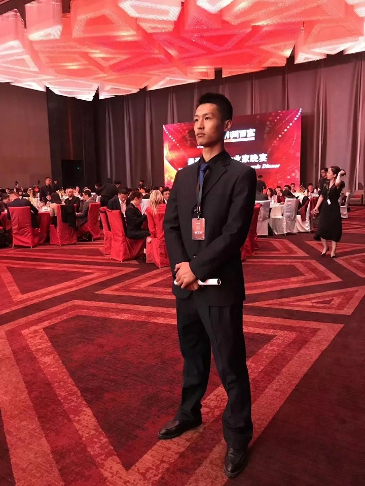 5be2b62d2fddb.jpg 胡潤百富:企業(yè)家峰會的成功舉辦離不開這兩個字